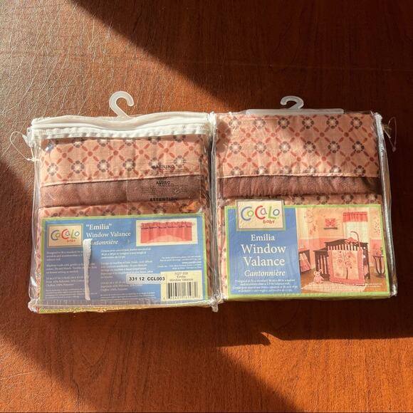 CoCaLo Emilia Window Valance set of 2 Pink 36 x 48 - Picture 1 of 10